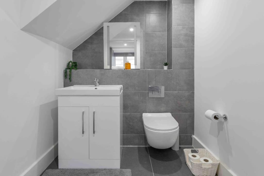 Holiday Home Sleep 8 Central London 9Elms Exterior foto